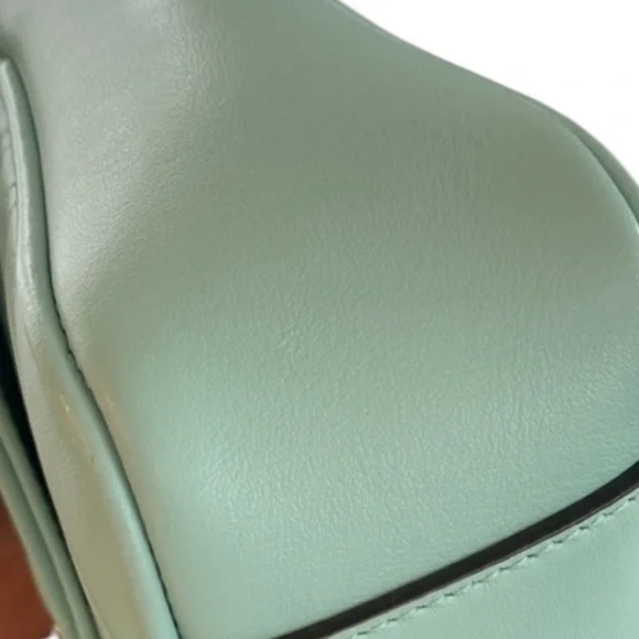 GUCCI GG Marmont Matelasse Leather Crossbody Bag Seafoam with original dustbag - Picture 5 of 15